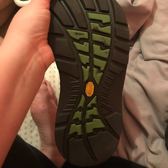 Chacos - Picture 2 of 4